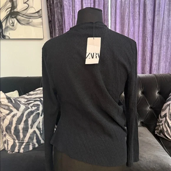 Zara Elegant Black Women's Top - Picture 3 of 6